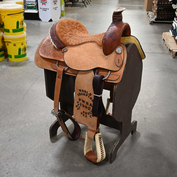 15" USED HEREFORD TEAM ROPING SADDLE