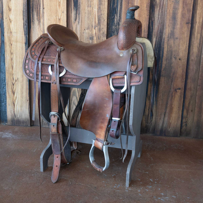 17.5" USED ROO HIDE RANCH CUTTING SADDLE