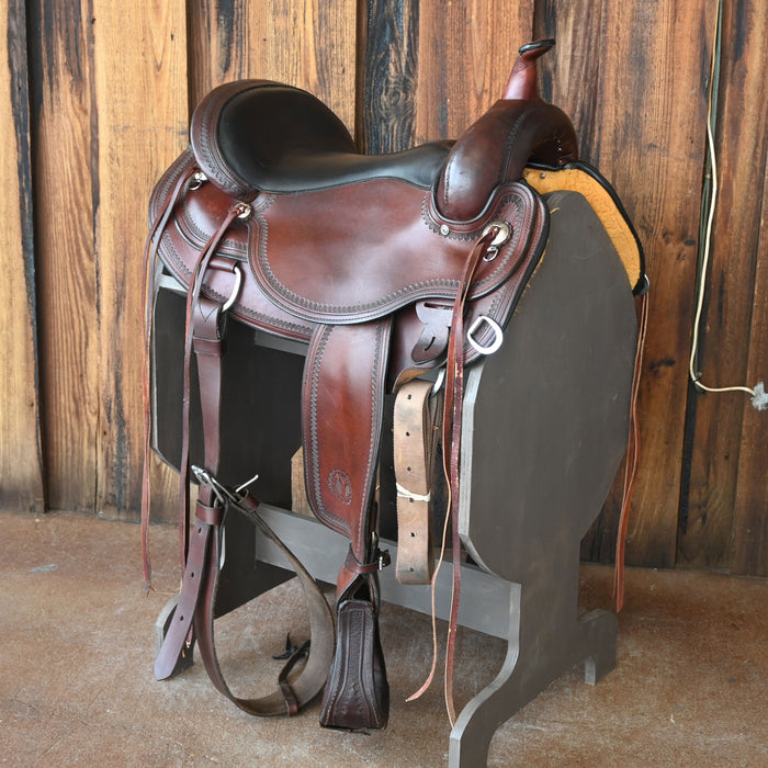16" USED CIRCLE Y TRAIL SADDLE Saddles - Used Circle Y Saddlery