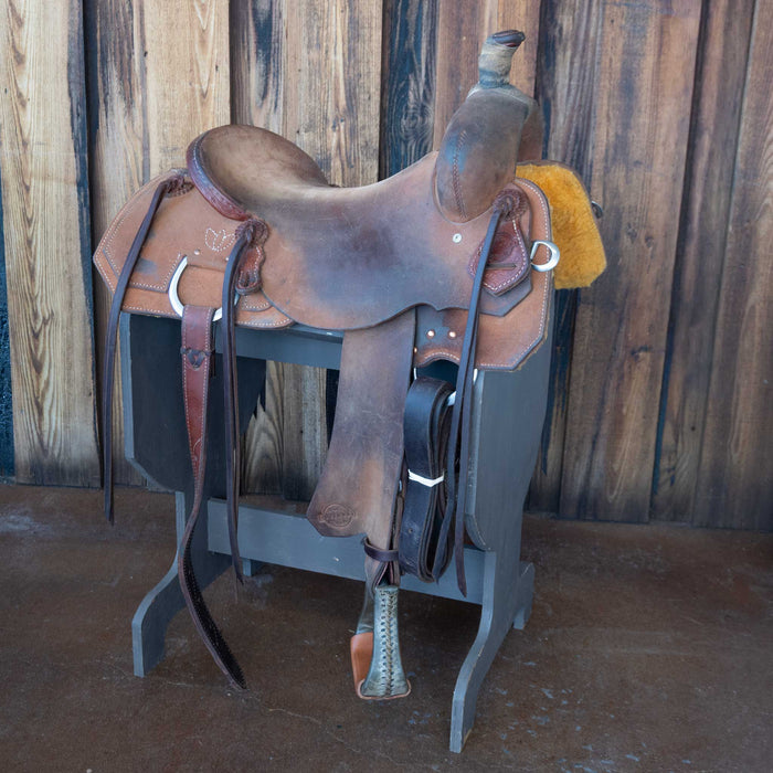 16 ¼" USED VALIMONT RANCH CUTTING SADDLE Saddles - Used Austin Valimont