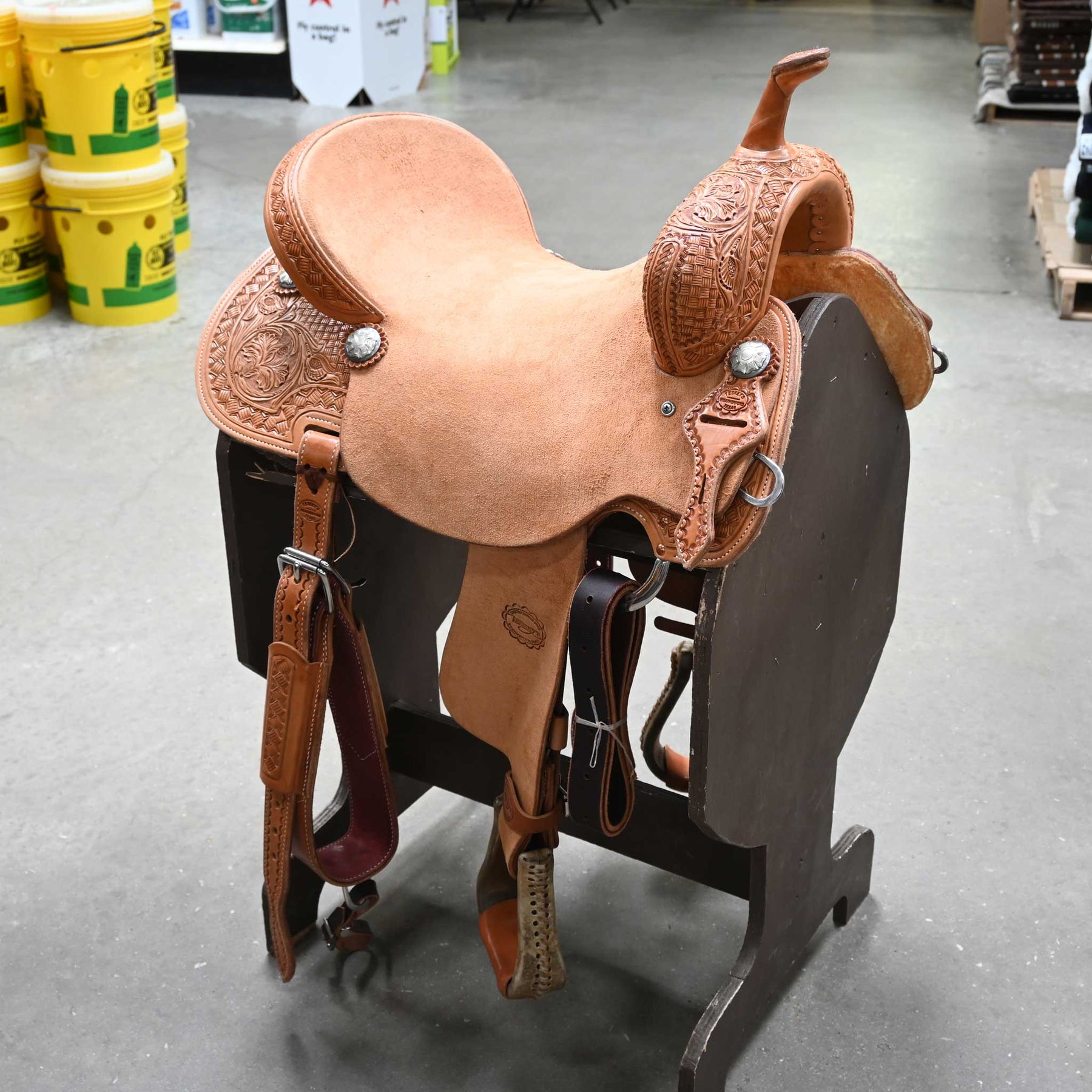 Teskeys Used Saddles | Used Roping Saddles for Sale
