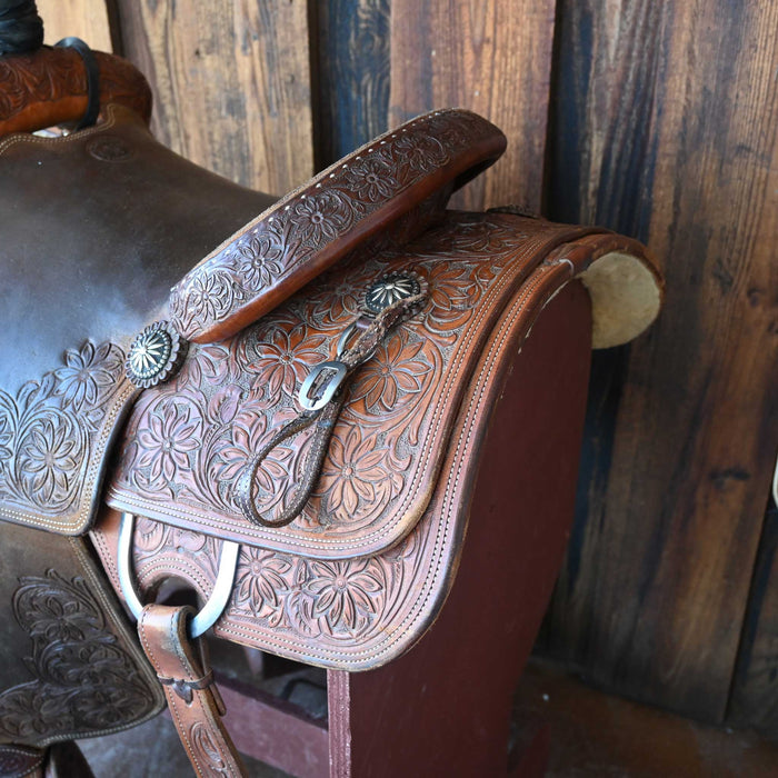 14.5" USED TOMAHAWK TEAM ROPING SADDLE