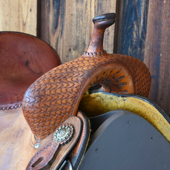 15" USED DOUBLE J LYNN MCKENZIE BARREL SADDLE