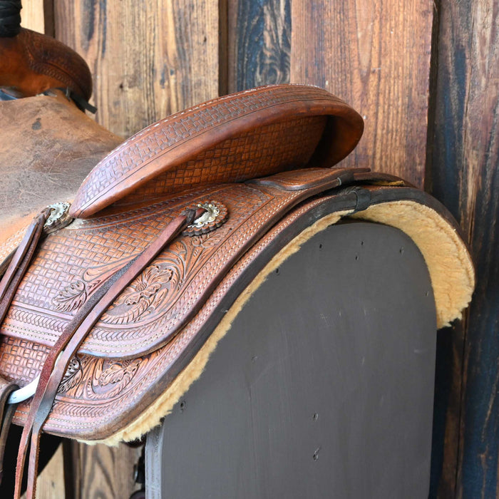 15" USED BAR H RYAN MOTES TEAM ROPING SADDLE