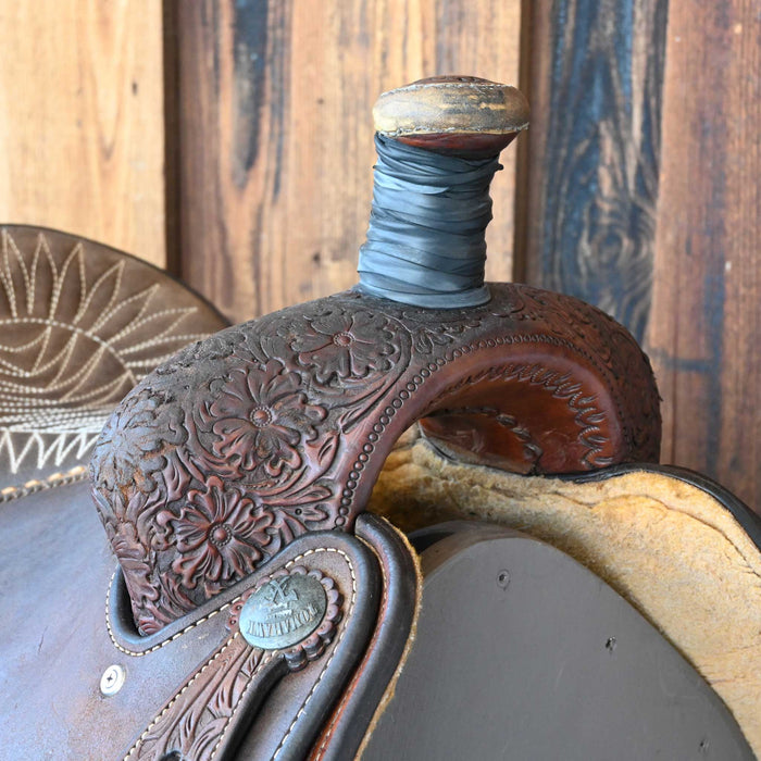 14.5" USED TOMAHAWK TEAM ROPING SADDLE
