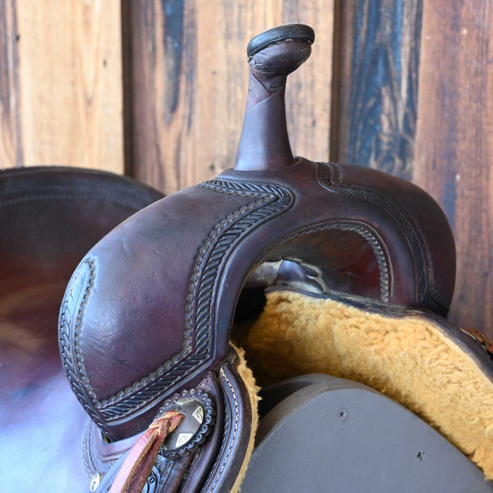 17" USED CAPO CUTTING SADDLE