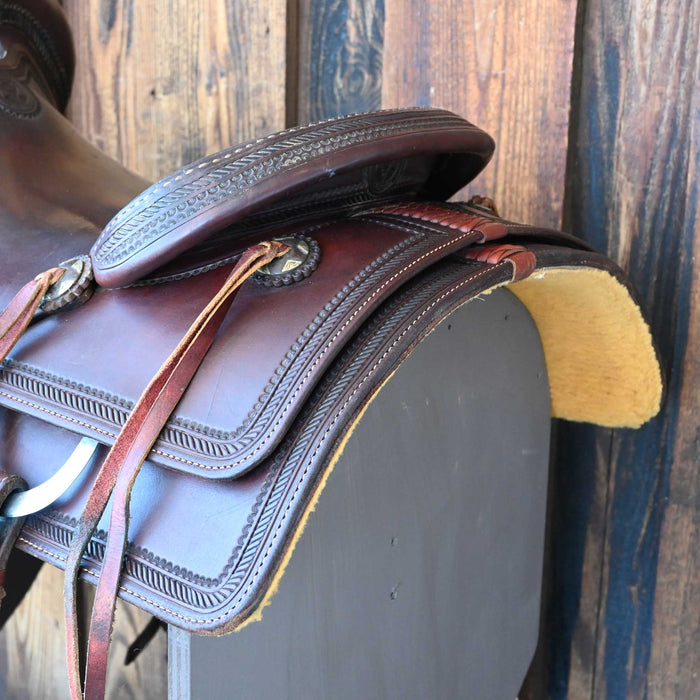 17" USED CAPO CUTTING SADDLE