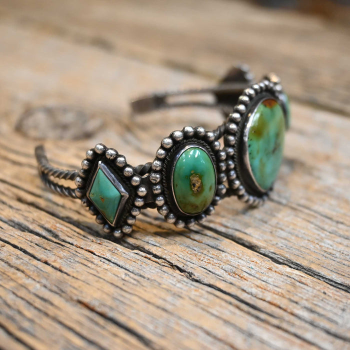 Gorgeous 5 Turquoise Stones & Sterling Silver Twisted Cuff Collectibles Teskey's