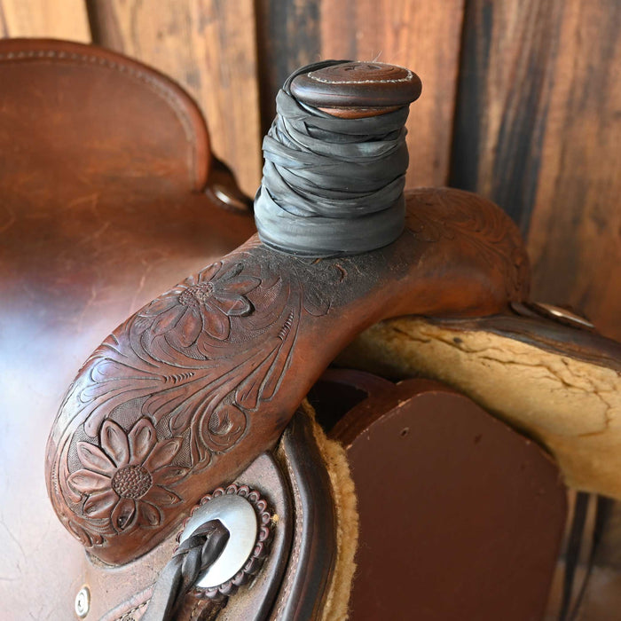 17" USED LUKE LANE RANCH CUTTER SADDLE