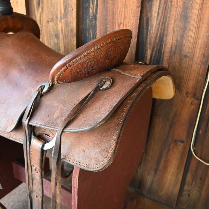 17" USED LUKE LANE RANCH CUTTER SADDLE