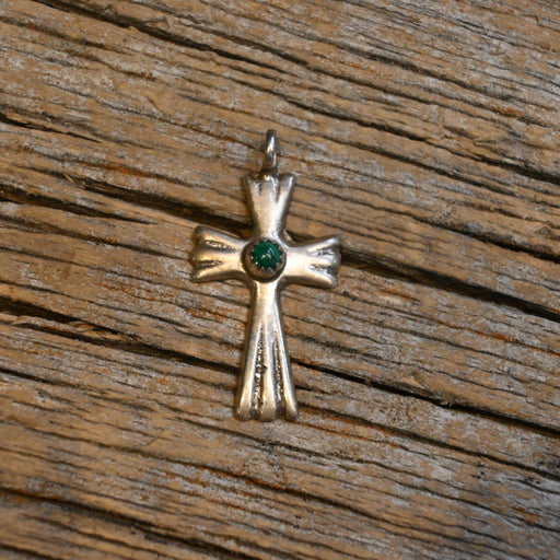 Vintage Sterling Silver Cross Pendant WOMEN - Accessories - Jewelry - Pins & Pendants Misc