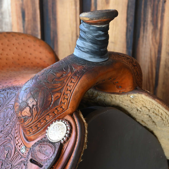 15.5" USED TESKEY'S TEAM ROPING SADDLE