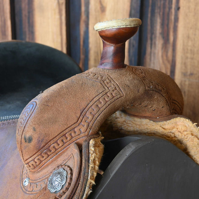 15" USED CIRCLE Y TEAM ROPING SADDLE
