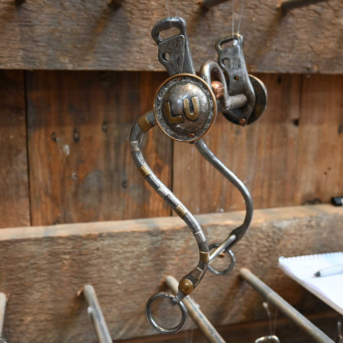 MACK Silver Mounted Solid Port with Cricket