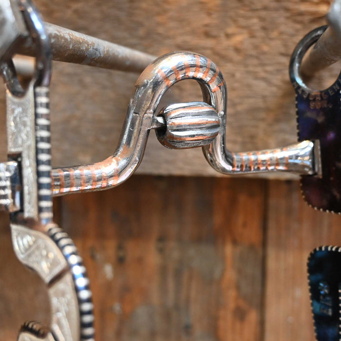 *EG Mounted Solid Port with Cricket Bit