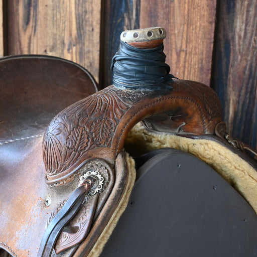 15.5" USED LARRY DUGGAN TEAM ROPING SADDLE Saddles Larry Duggan