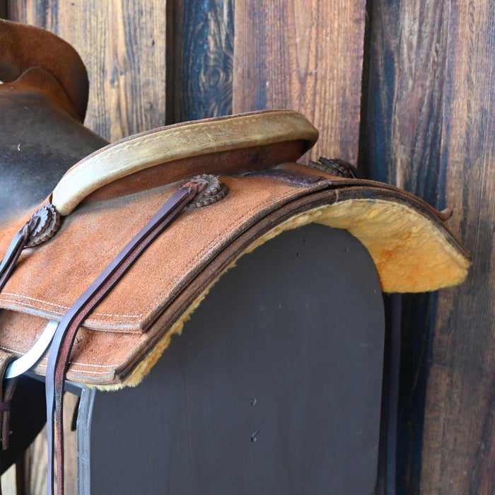 16" USED JEFF SMITH CUTTING SADDLE