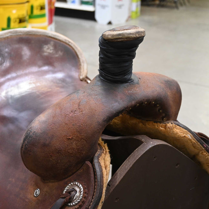 15" USED CORRIENTE TEAM ROPING SADDLE
