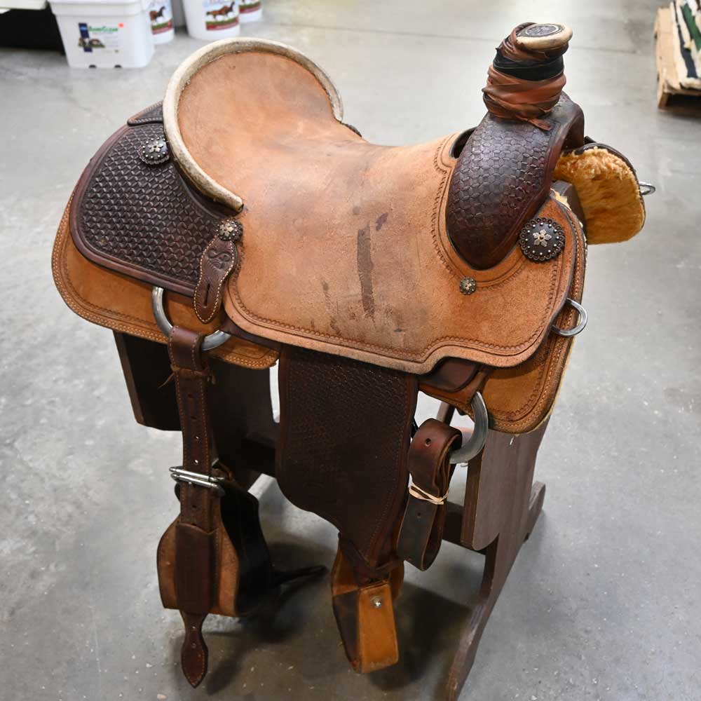 15.5" USED PATRICK SMITH ROPING SADDLE