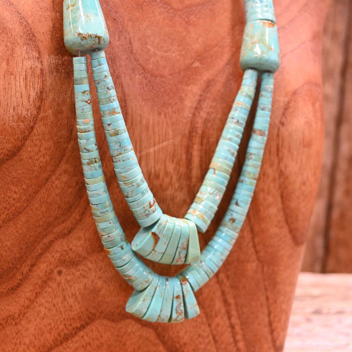 1980's Beautiful Turquoise Necklace