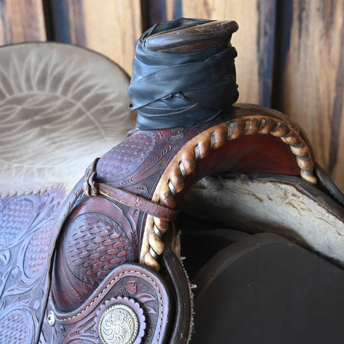 15.5" USED AMMERMAN TEAM ROPING SADDLE