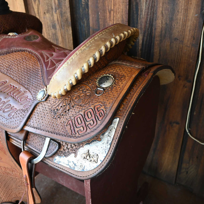 15.5" USED DOUBLE J TEAM ROPING SADDLE