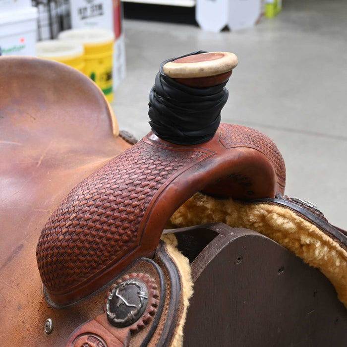 15" USED MIKE'S TEAM ROPING SADDLE