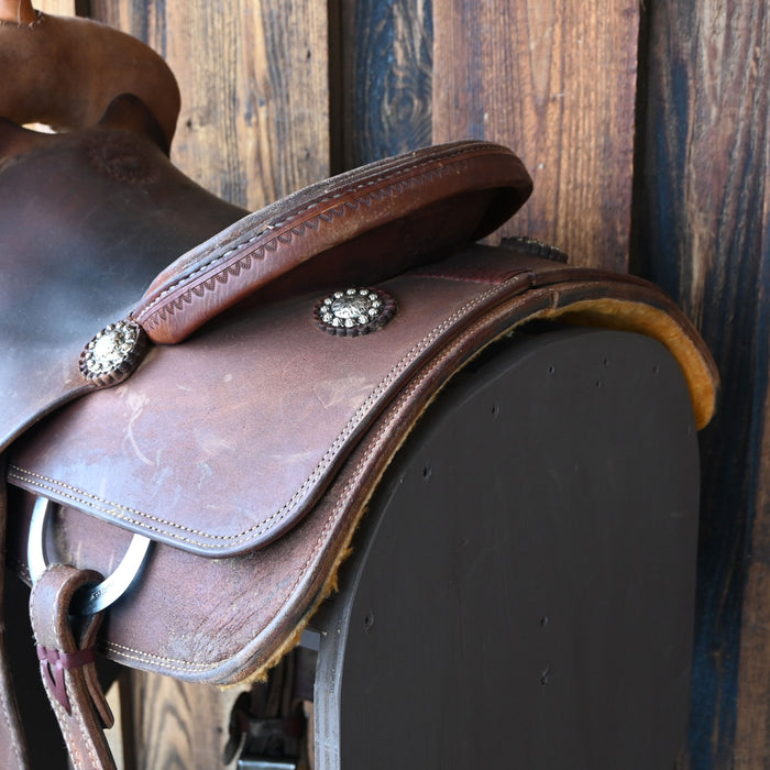 13.5" USED JEFF SMITH TEAM ROPING SADDLE