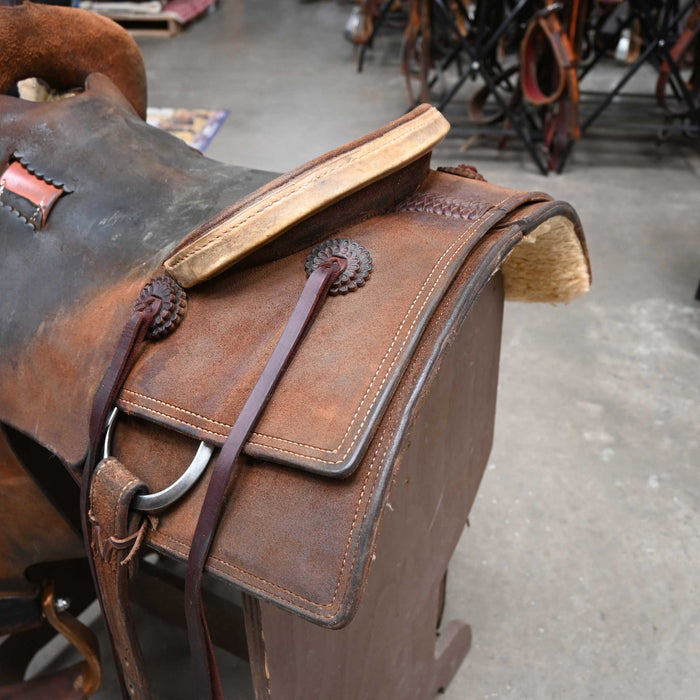 15.5" USED JEFF SMITH CUTTING SADDLE