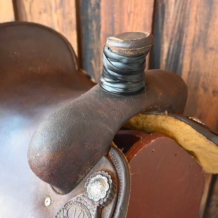 15.5" USED NRS TEAM ROPING SADDLE