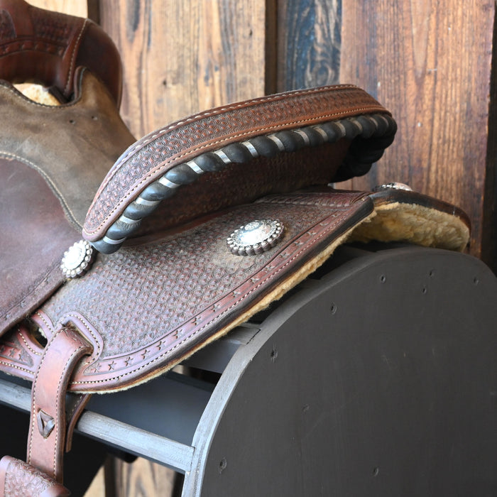 13.5" USED THREE FORKS BARREL SADDLE
