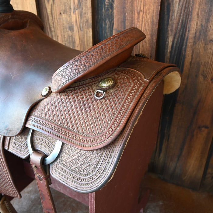 16" USED MARTY BYRD TEAM ROPING SADDLE
