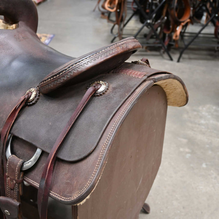 15.5" USED JEFF SMITH CUTTING SADDLE