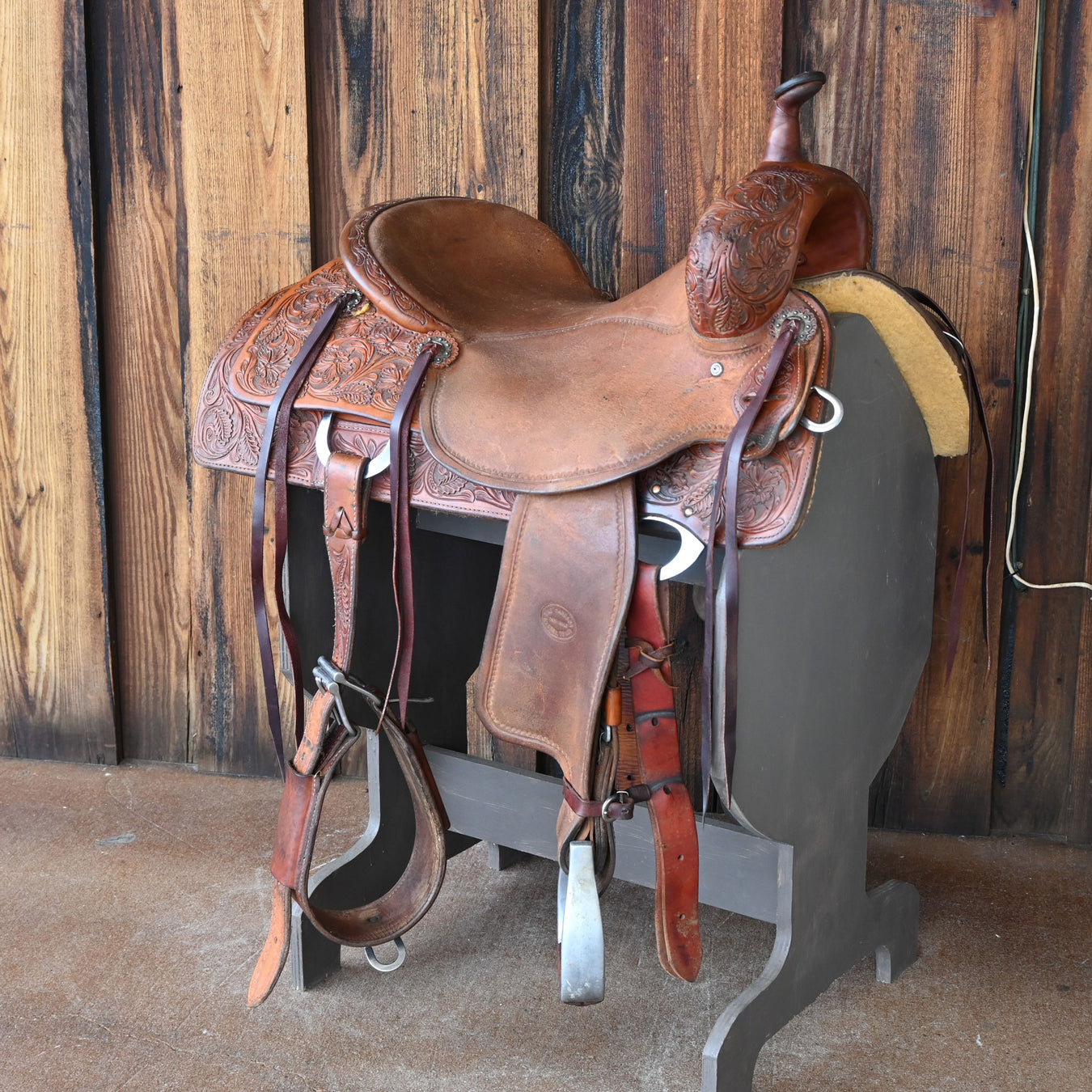17" USED TAD SANDERS CUTTING SADDLE Saddles - Used Tad Sanders