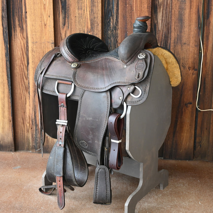 13.5" USED COATS TEAM ROPING SADDLE