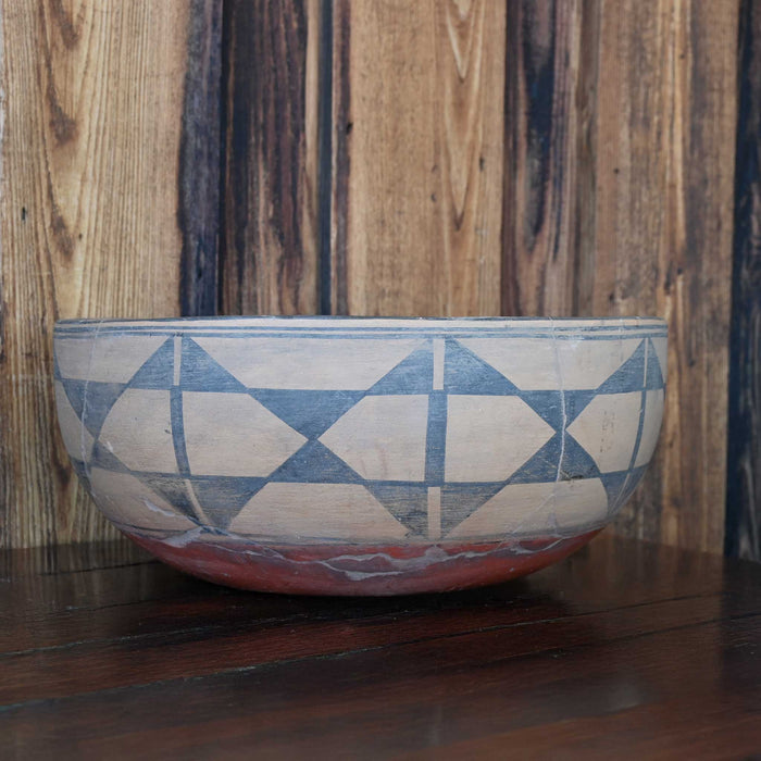 Early 20th Century Santo Domingo Dough Bowl w/Repairs Collectibles misc