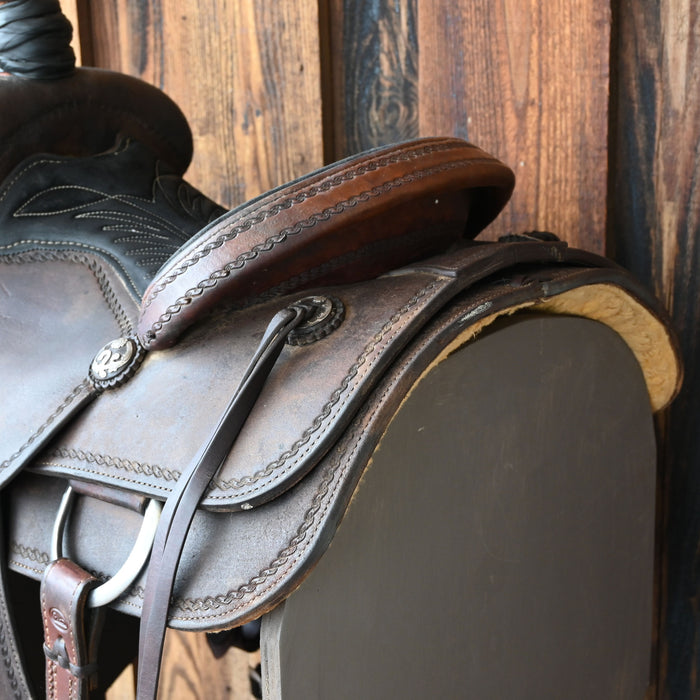 13.5" USED COATS TEAM ROPING SADDLE
