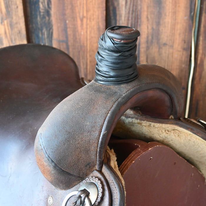 15.5" USED LUKE LANE RANCH CUTTER SADDLE