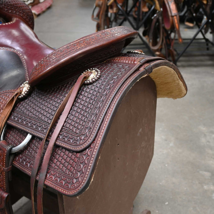 16" USED KO ELITE CUTTING SADDLE
