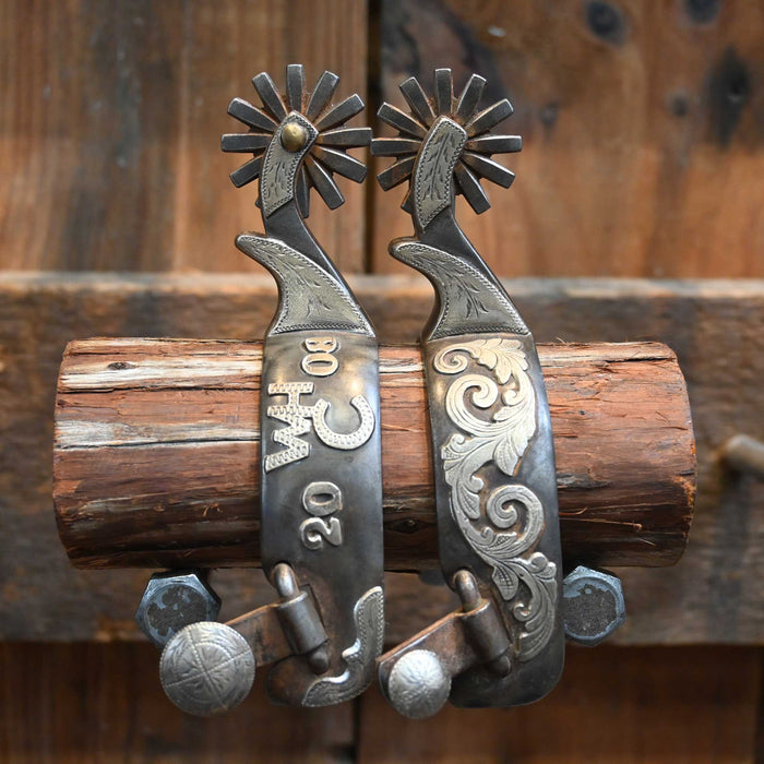 Dickie T. 12pt. Spurs Tack - Spurs Dickie T.