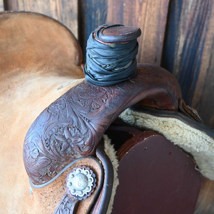 14.5" USED TWISTER TEAM ROPING SADDLE