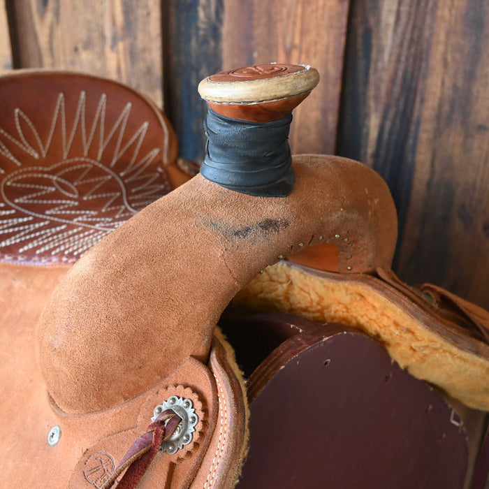 15.5" USED TRUTH TEAM ROPING SADDLE