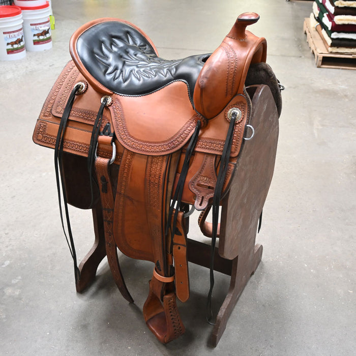 17.5" USED TUCKER TRAIL SADDLE Saddles - Used Tucker