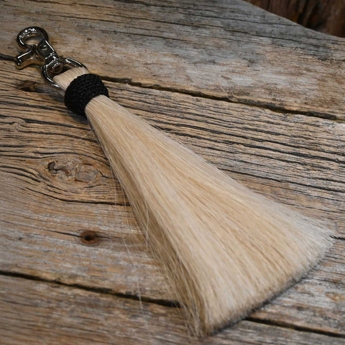 7 1/2" Horse Hair Shoo-Fly