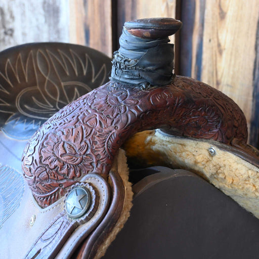 16" USED MASTER TEAM ROPING TROPHY SADDLE Saddles - Used Master Saddles