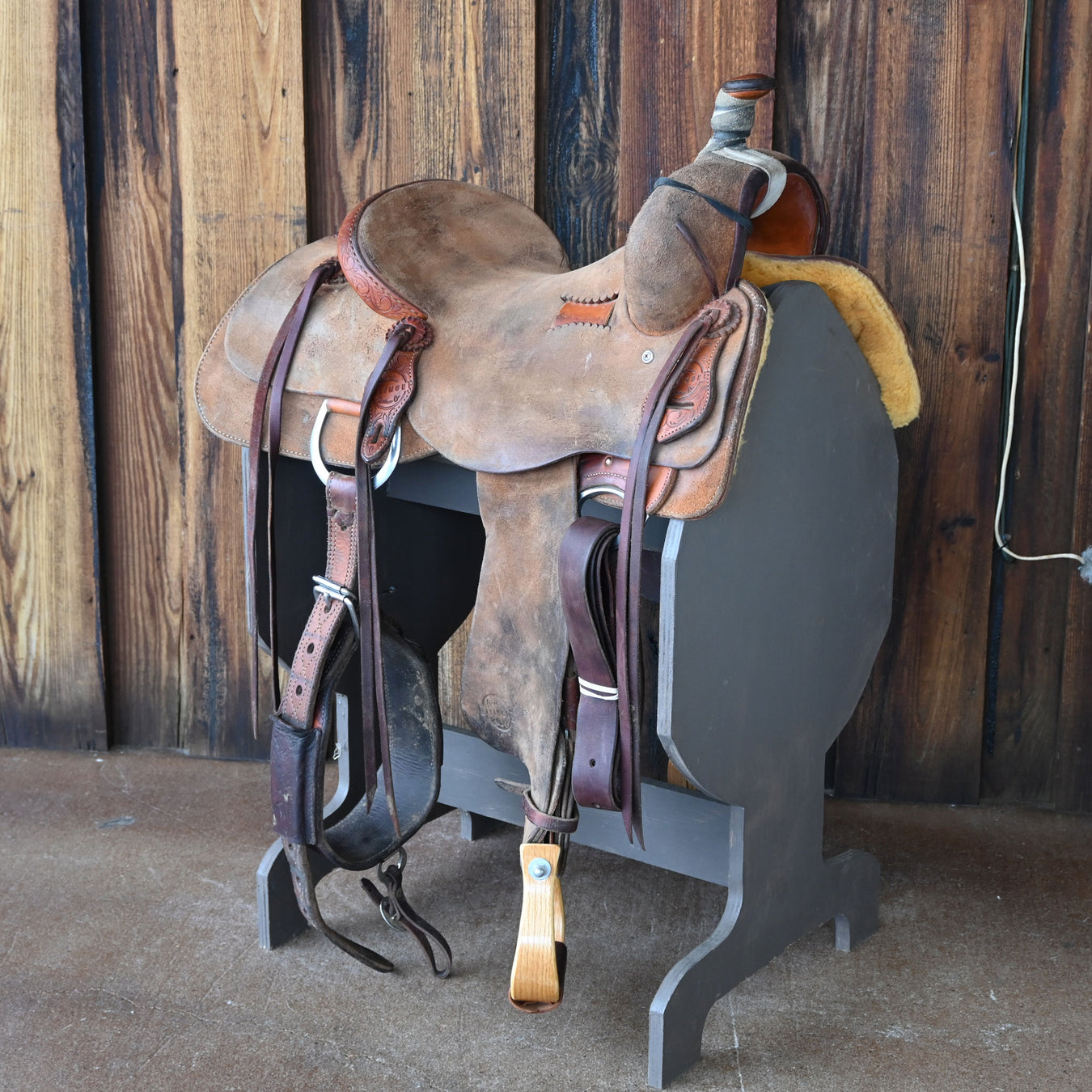 15" USED VALIMONT RANCH CUTTER SADDLE Saddles - Used Austin Valimont