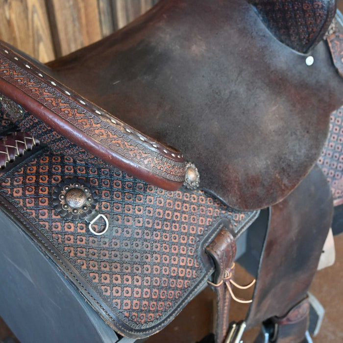 14" USED DOUBLE J WIDE FIT BARREL SADDLE
