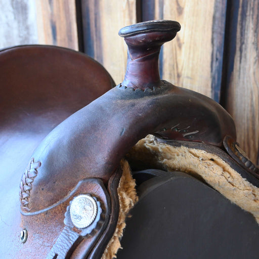 15.5" USED G. VEGA TEAM ROPING SADDLE Saddles - Used G. Vega