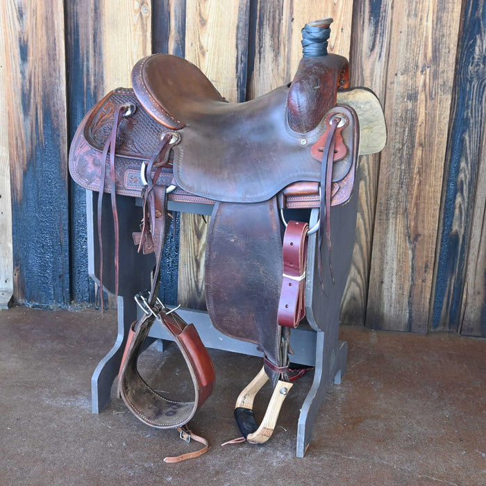 14.5" USED TAD SANDERS RANCH CUTTING SADDLE