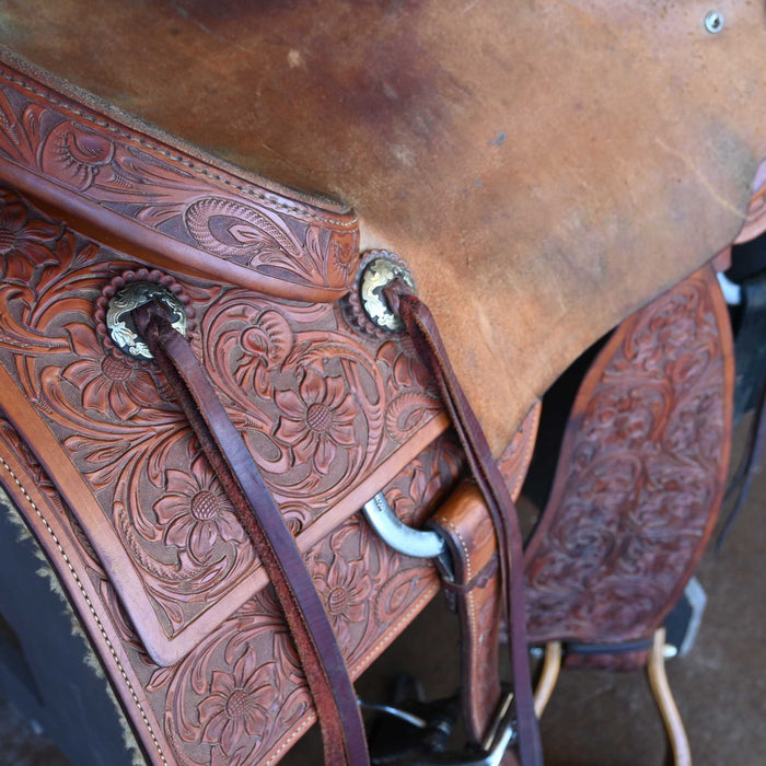 16.5" USED SOUTH TEXAS TACK CUTTING SADDLE
